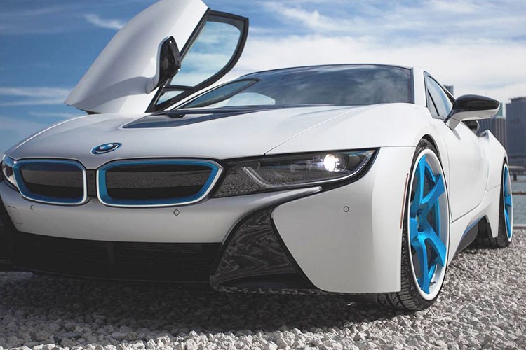 BMW i8 